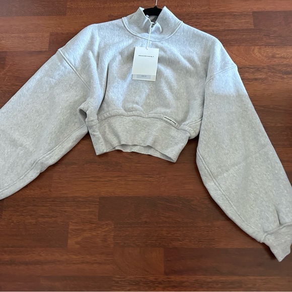 NWT Alexander Wang Cropped Pullover Turtleneck W/ Branded Seam Label, Grey, XS - Picture 10 of 17